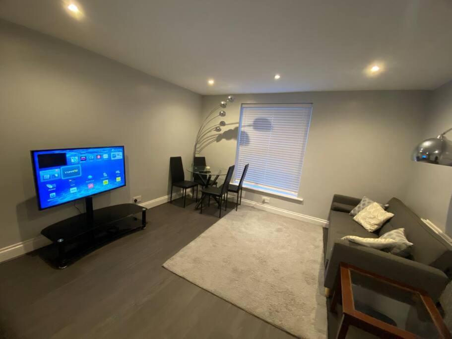 Spacious 2 Bedroom Flat London Kültér fotó